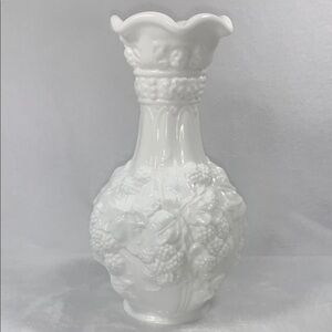 Vintage Imperial Milk Glass “Loganberry” ceramic vase